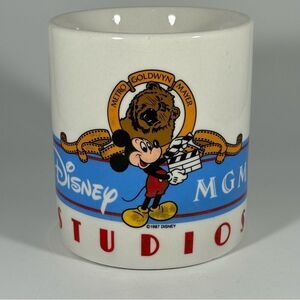 Vtg. 1987 Disney Mickey Mouse MGM Metro Goldwyn Meyer Movies Studio‎ Coffee Mug